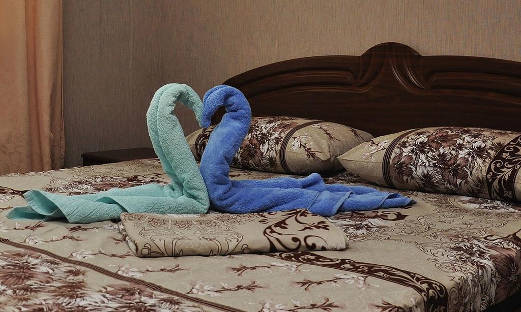 Квартиры По Улице Феодосийская, 1-А 基輔 外观 照片
